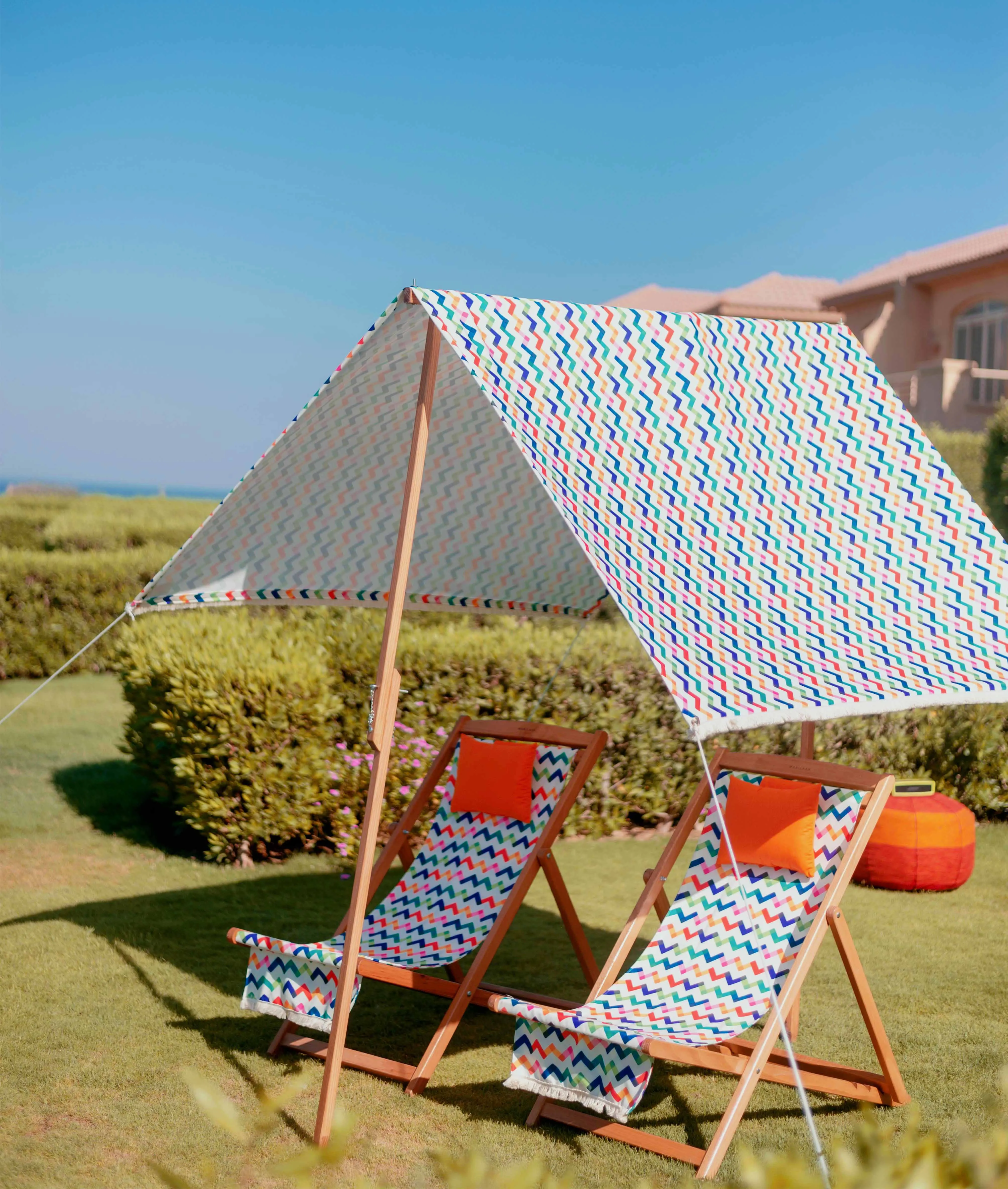 Cheery Beach Tent